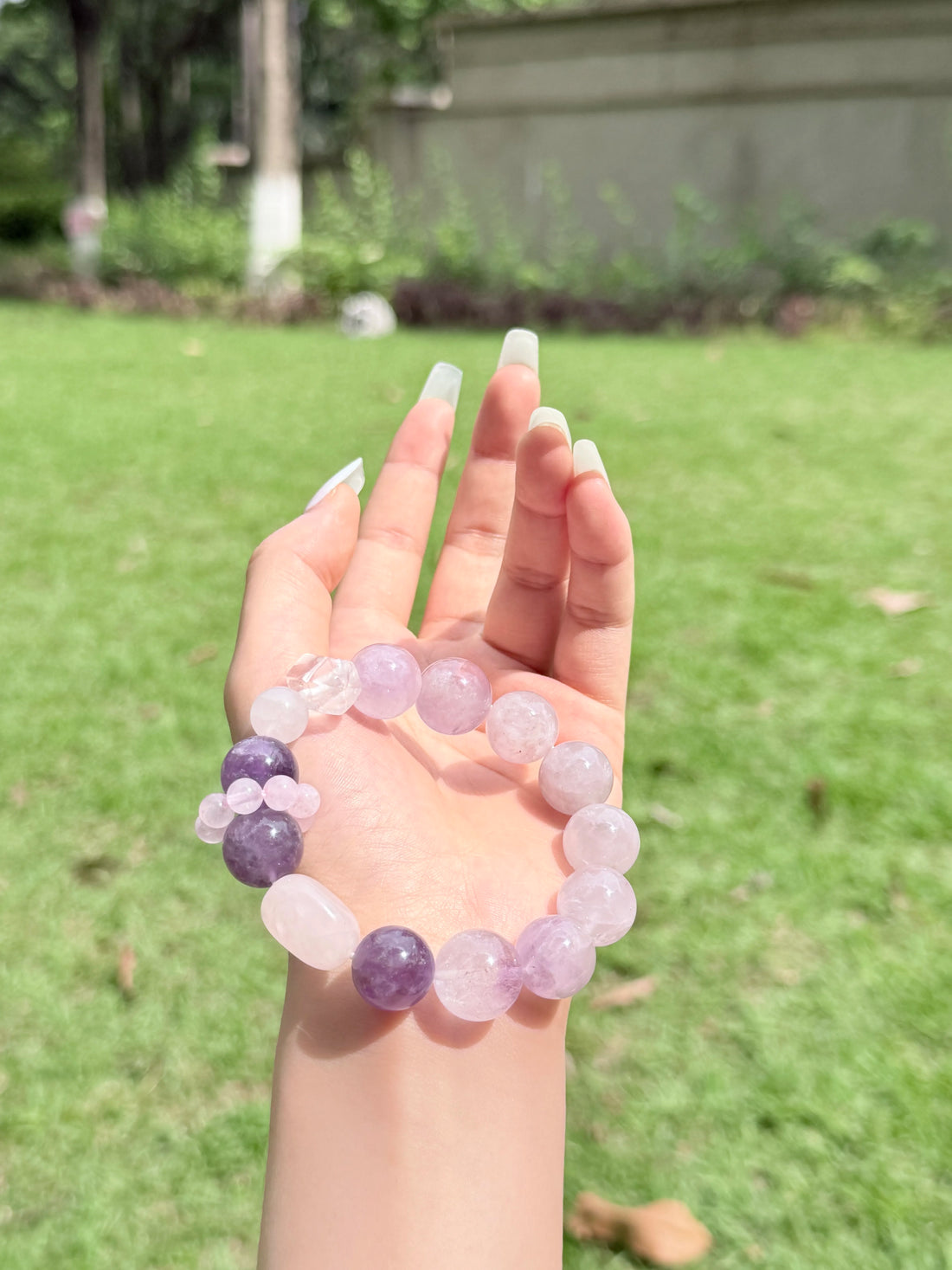 Crystal Bracelet Guide: How to Choose the Right Crystal for You