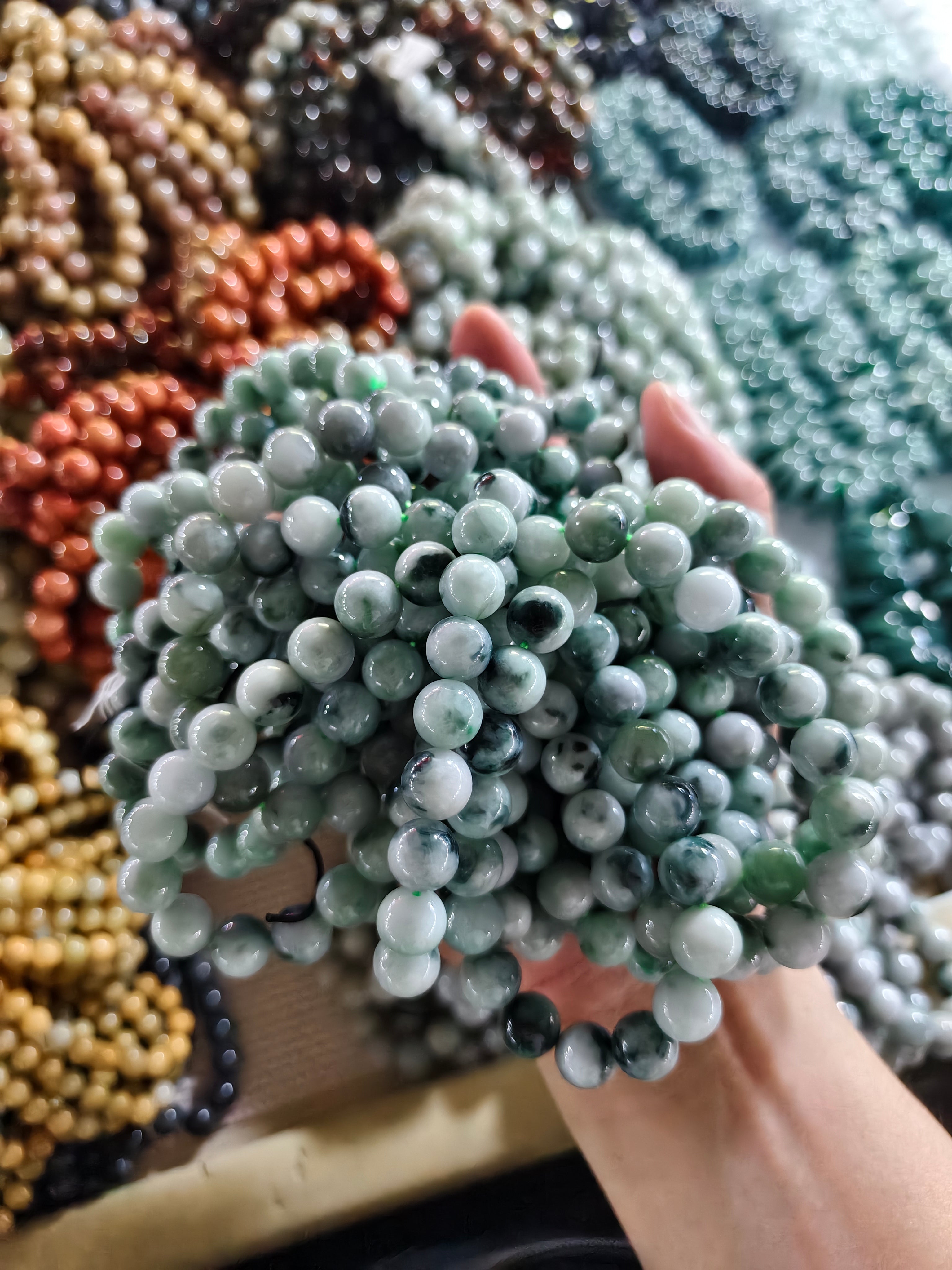 Jade Bead Bracelet - Floating Flower Pattern
