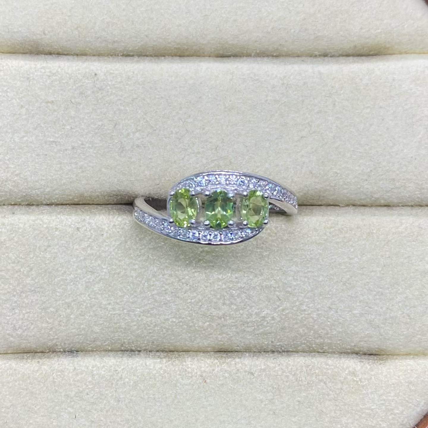 Natural Peridot Trilogy Ring in 925 Sterling Silver, 3x4mm Gemstones