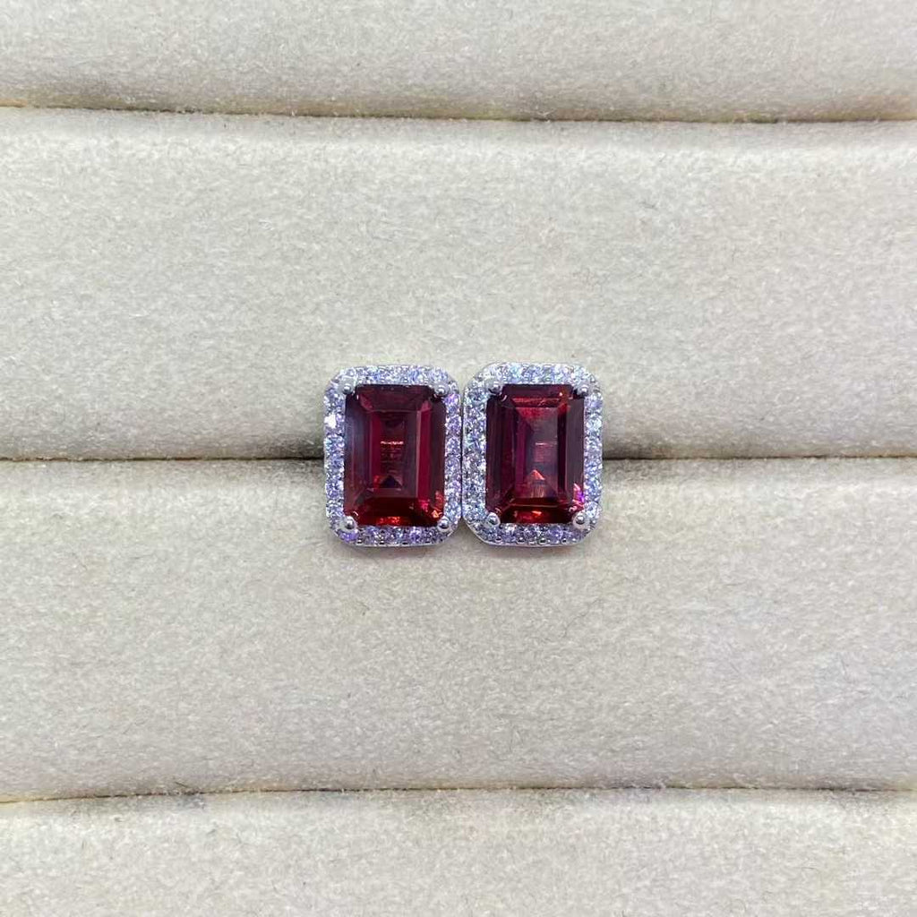 Natural Garnet Stud Earrings in 925 Sterling Silver, 5×7mm Gemstones