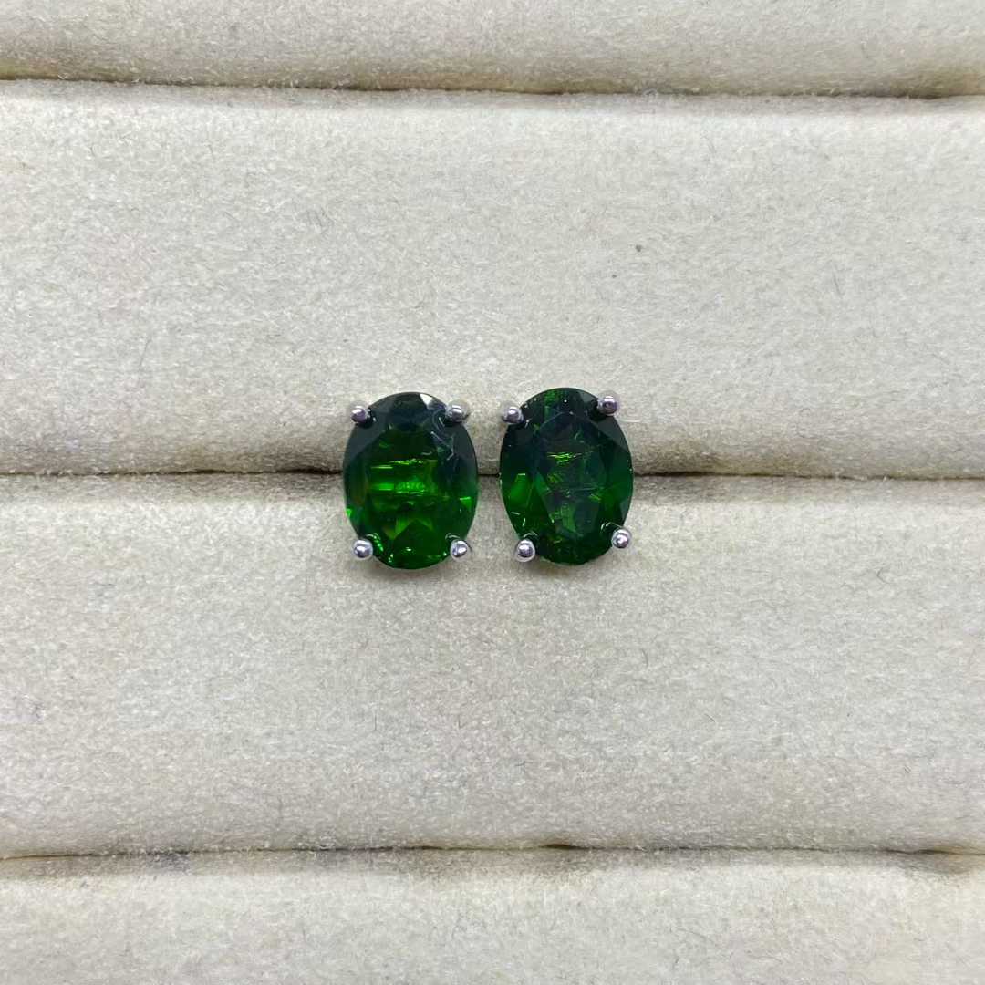 Natural Diopside Stud Earrings in 925 Sterling Silver, 6×8mm Oval Gemstones