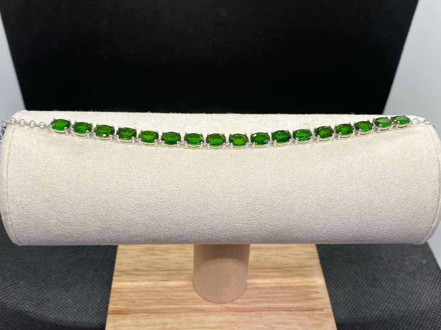 Natural Diopside Tennis Bracelet in 925 Sterling Silver, 5×7mm Oval Gemstones
