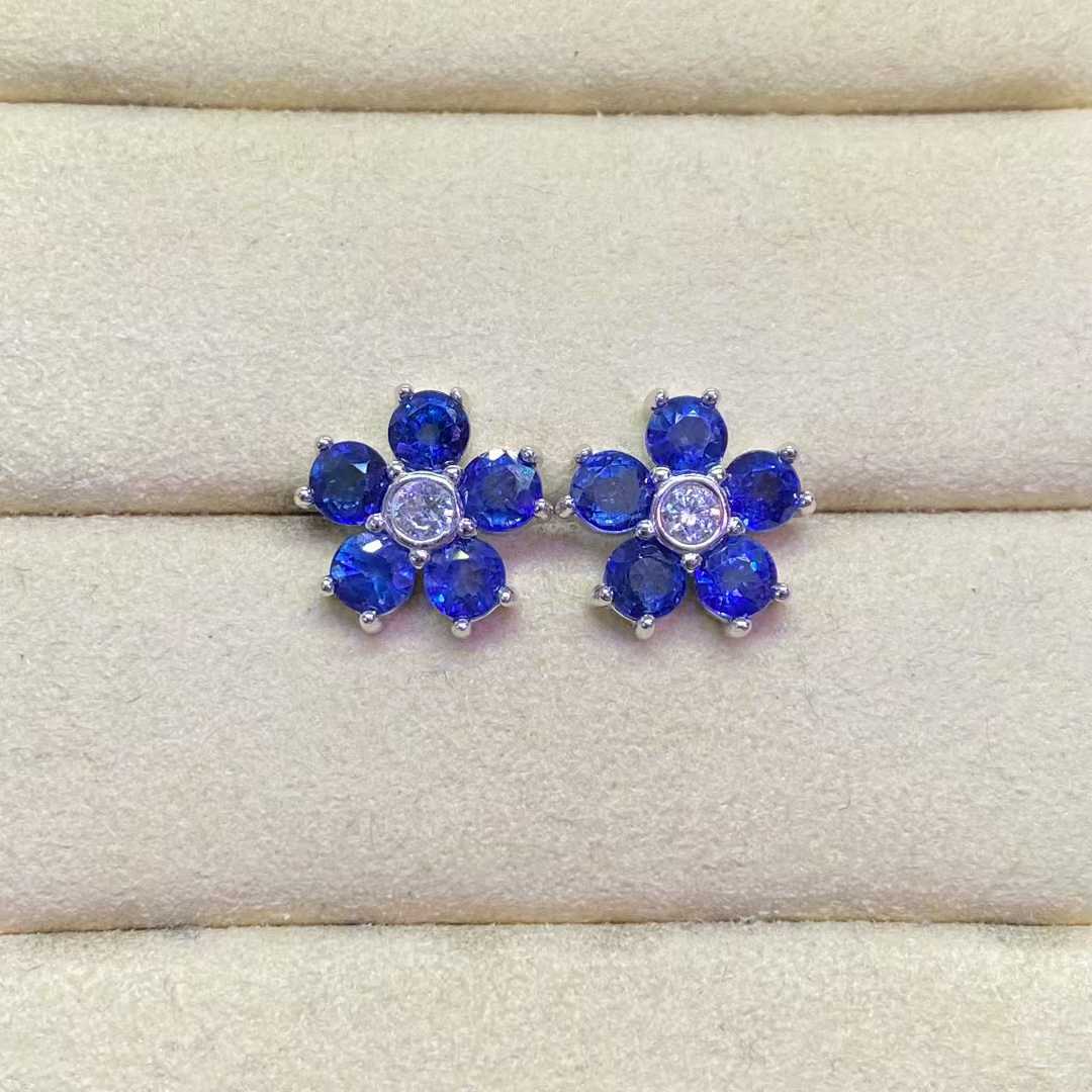 Natural Blue Sapphire Floral Stud Earrings in 925 Sterling Silver, 3.5mm Gemstones