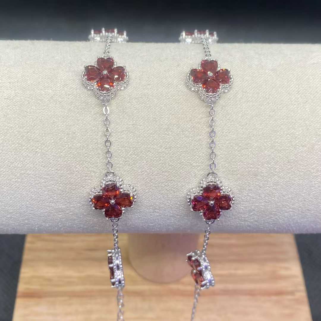 Natural Garnet Flower Bracelet in 925 Sterling Silver, 4mm Gemstones