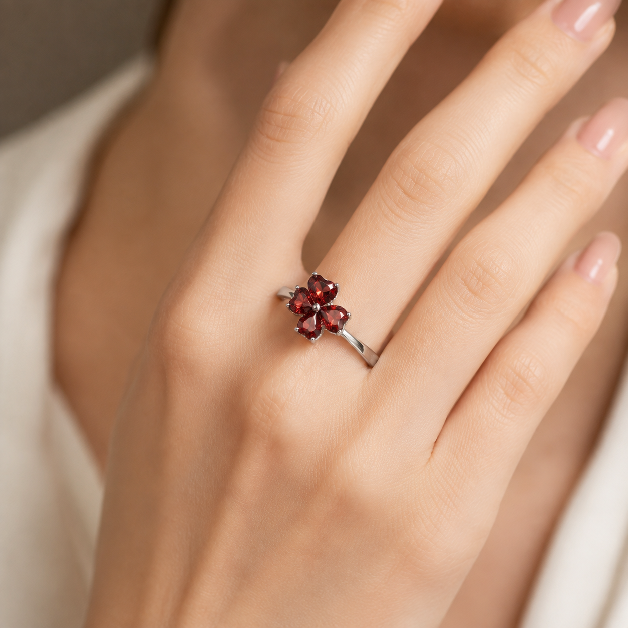 Natural Garnet Flower Ring in 925 Sterling Silver, 5mm Gemstones