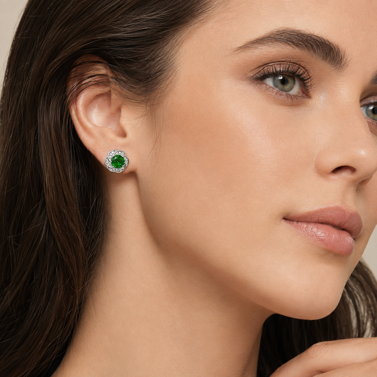 Natural Diopside Stud Earrings in 925 Sterling Silver, 5mm Gemstones