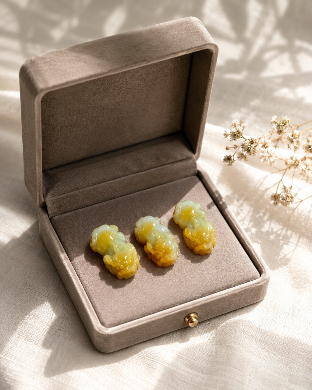 Jade Pixiu Charm - Yellow Tone