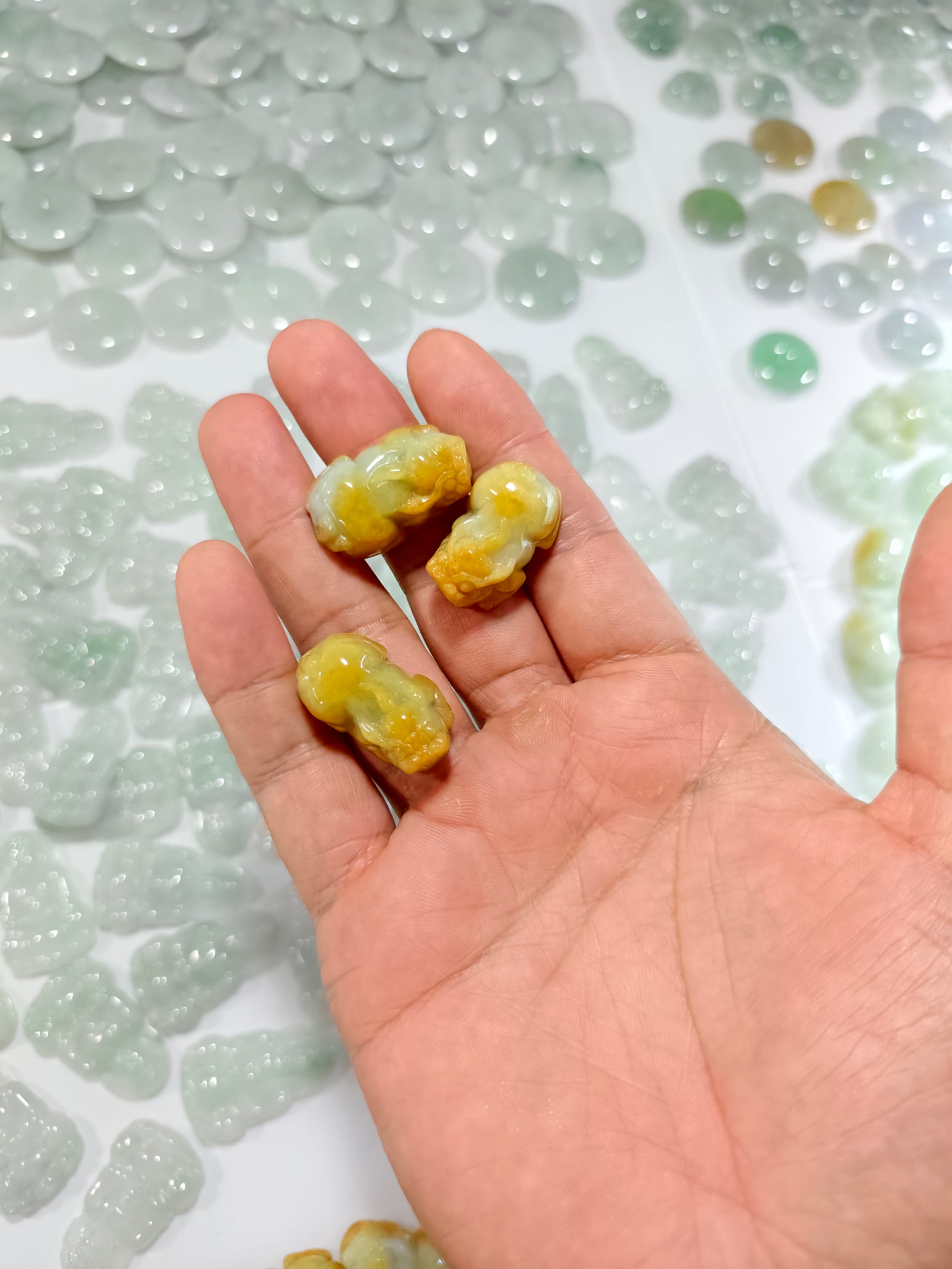 Jade Pixiu Charm - Yellow Tone